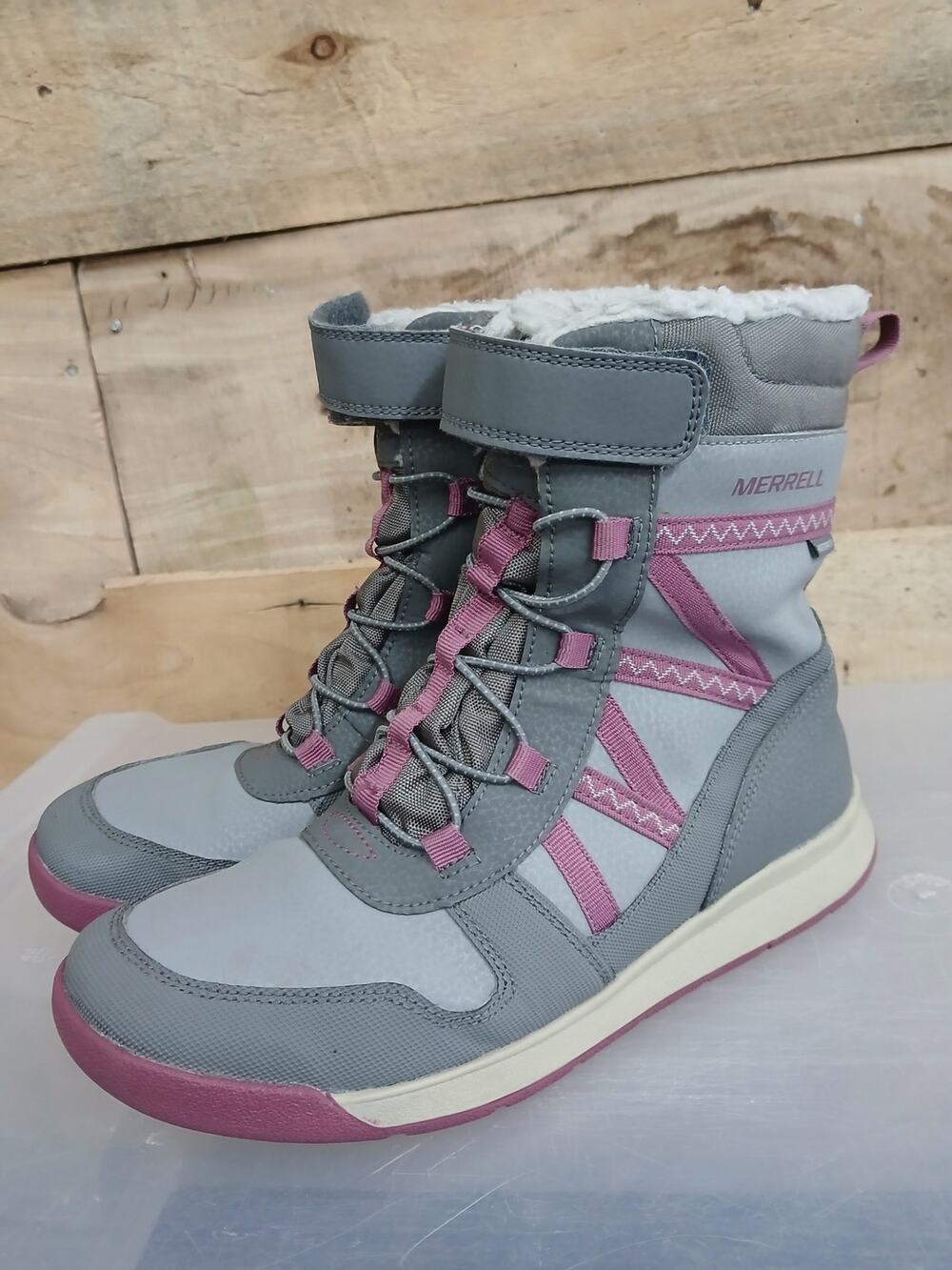 Merrell Kids' Snow Crush 2.0 Waterproof Boots in the Grey/Berry size 5